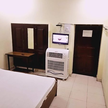 Roop Guest House Lucknow Esterno foto