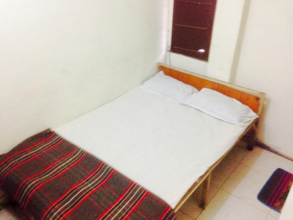Roop Guest House Lucknow Esterno foto