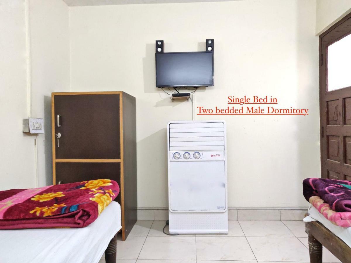 Roop Guest House Lucknow Esterno foto